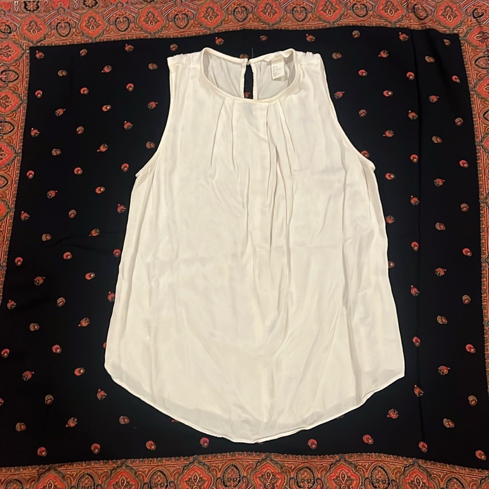 H & M Off White Cream Silky Sleeveless Blouse Tank Top sz Small